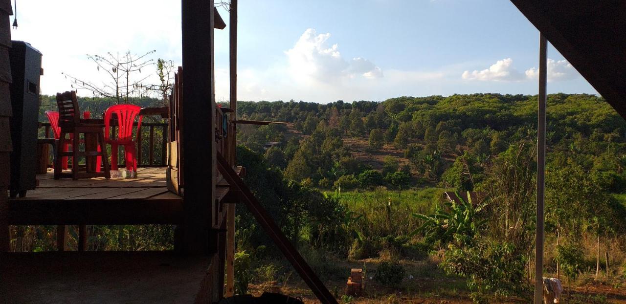 Srey Leap Homestay Banlung Екстер'єр фото